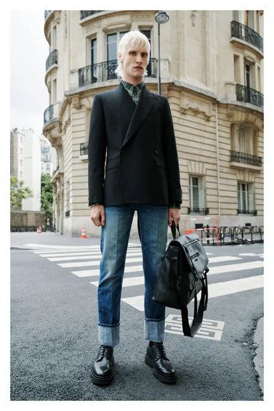 Look 23